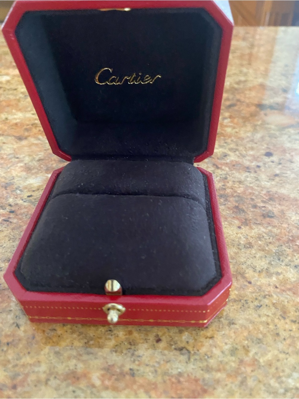 Cartier authentic ring box
Excellent condition - Picture 3 of 3